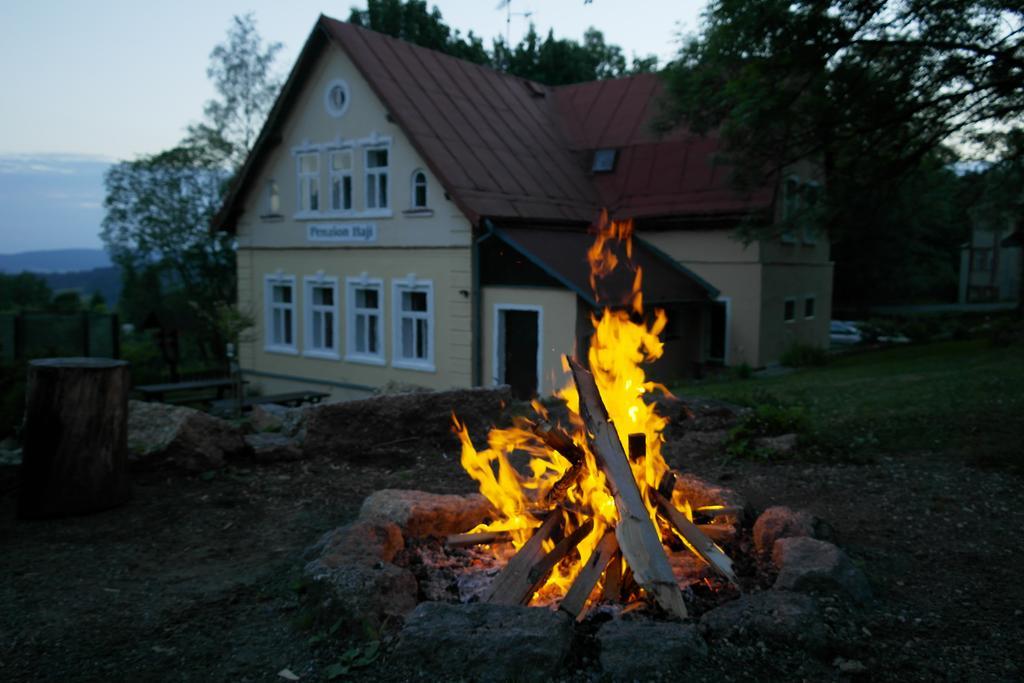 Penzion Hají Janov nad Nisou Exteriér fotografie